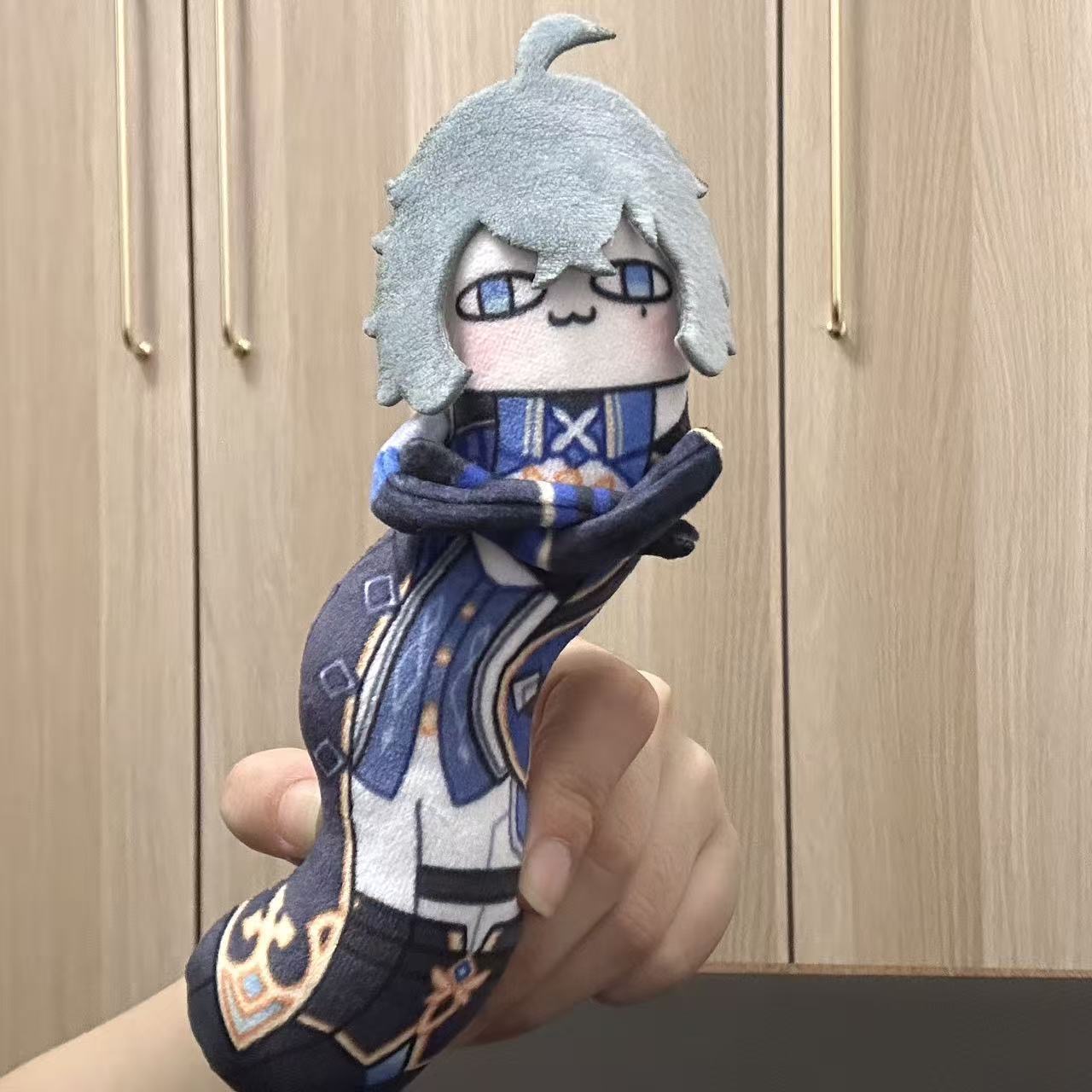 Cosplay Prop Bag - 18cm Funny Genshin Impact Lohen Plushie