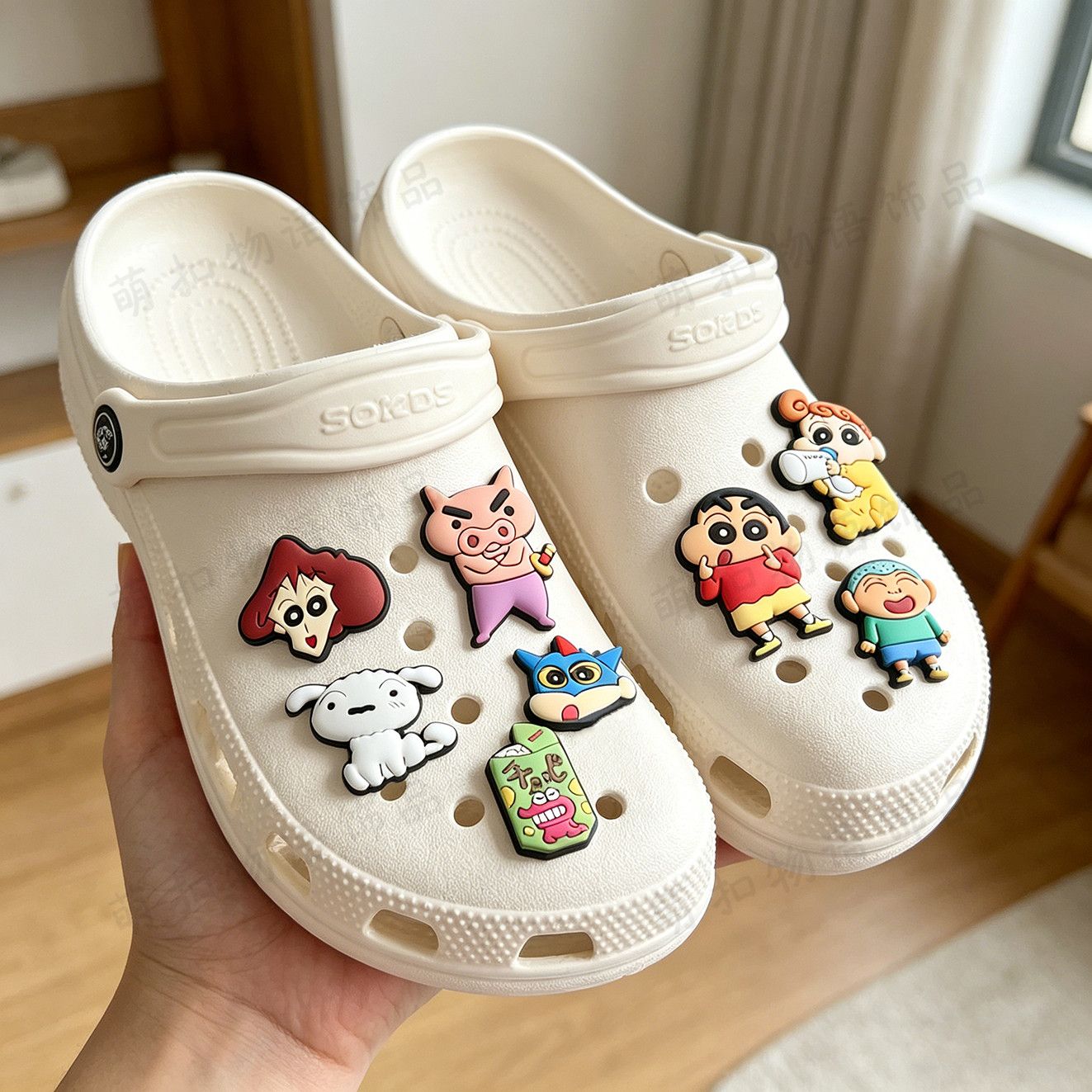 Crayon Shin-chan shoe flower a - Cosplay Prop Diy 评论和价格